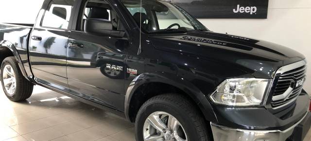 RAM 1500 Laramie 5.7L